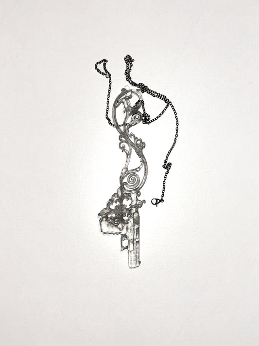 .:. (10) TRANSPARENT GUN RESIN PENDANT .:.